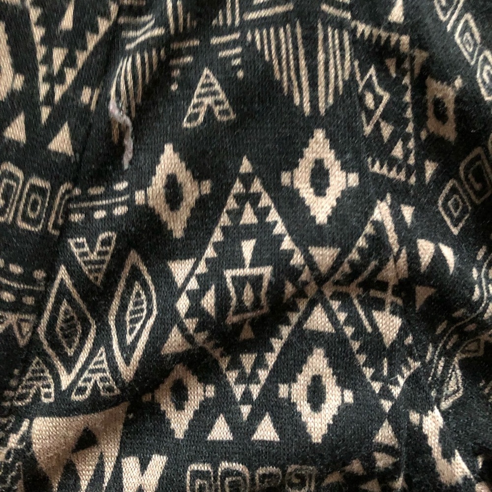 Long, Patterned Cardigan - Picture 3 of 3